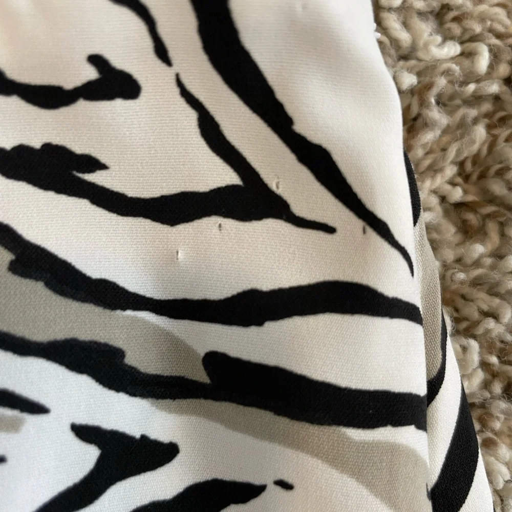 Anna S White Zebra Floral Tropical Hawaiian MIDI Skirt